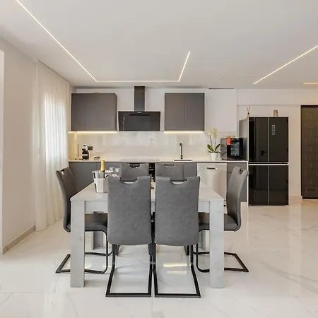 Appartement Azure Bliss *